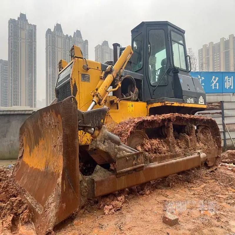 Se vende excavadora estándar Shantui SD16