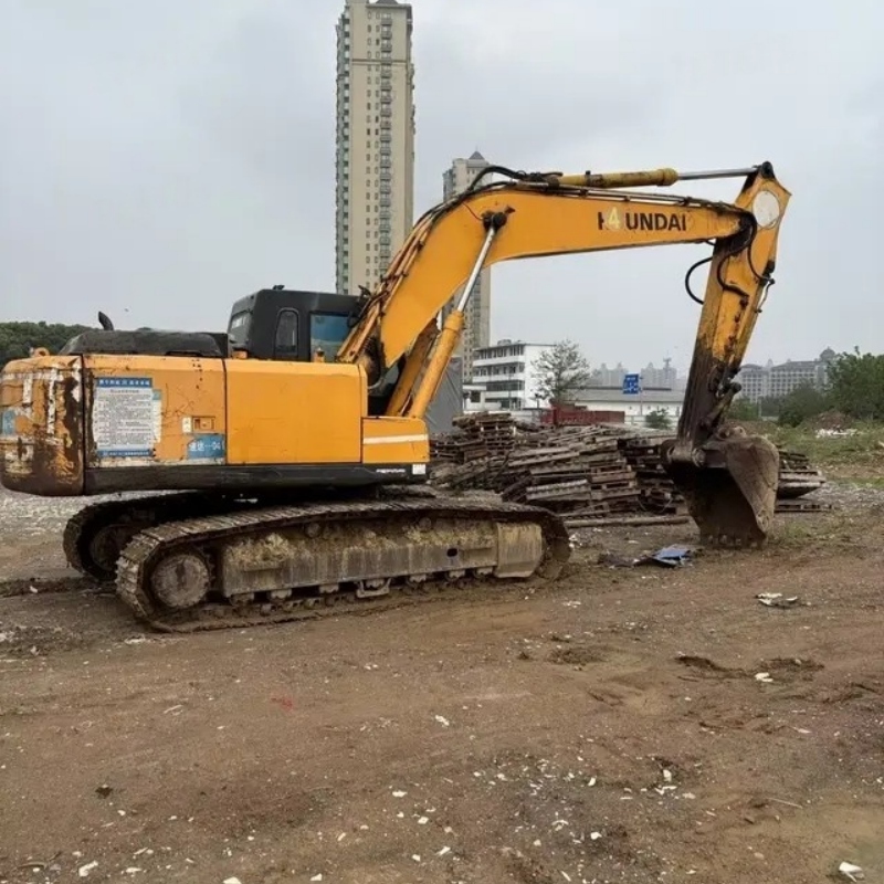 Escavadoras Hyundai R215-7C usadas e atualizadas