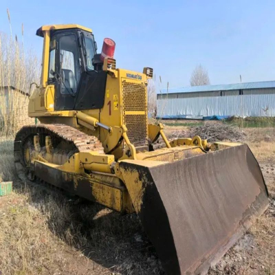 Bulldozer Komatsu D65E-12 para venda