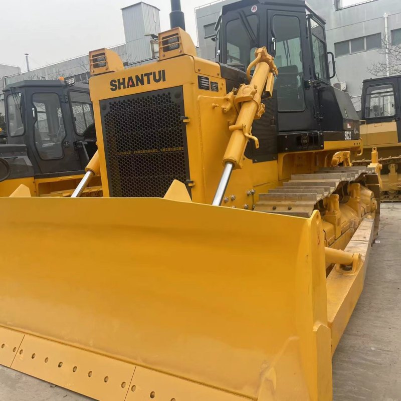 Tweedehands gerenoveerde Shantui SD22 bulldozer