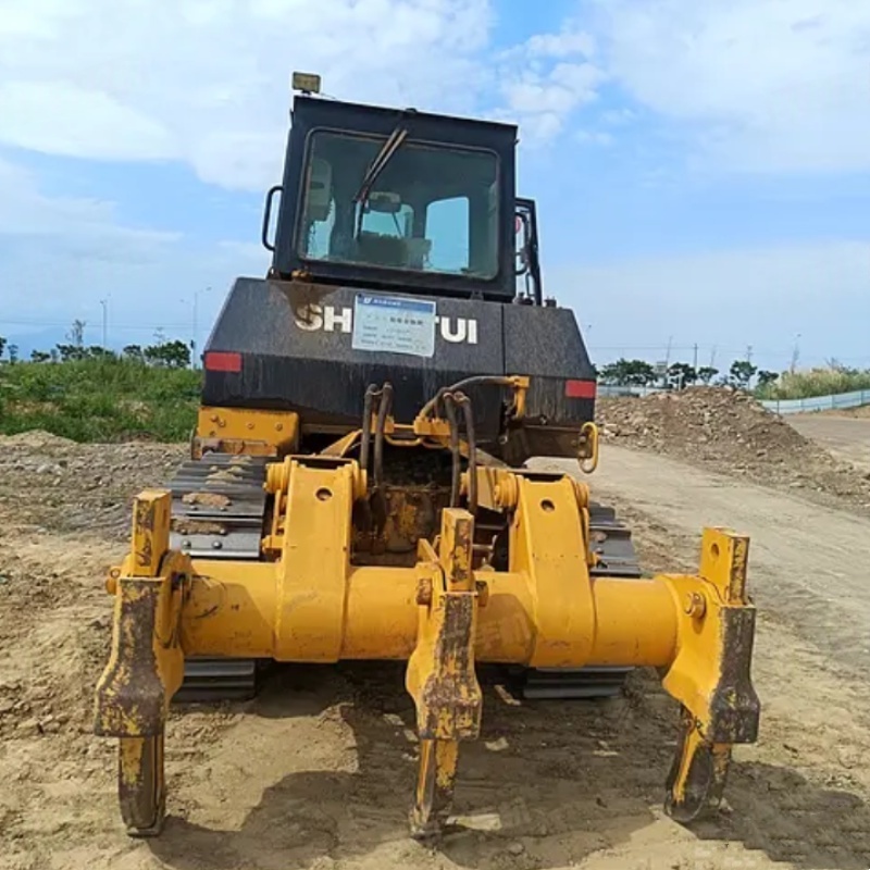 Bulldozer lourd d'occasion