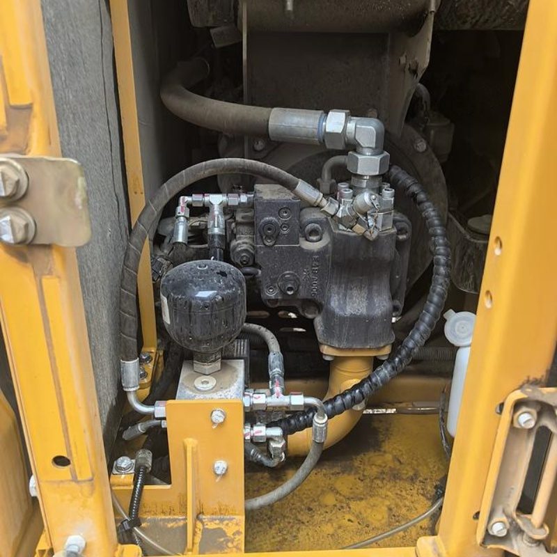 Compactador de rolo Liugong usado e certificado