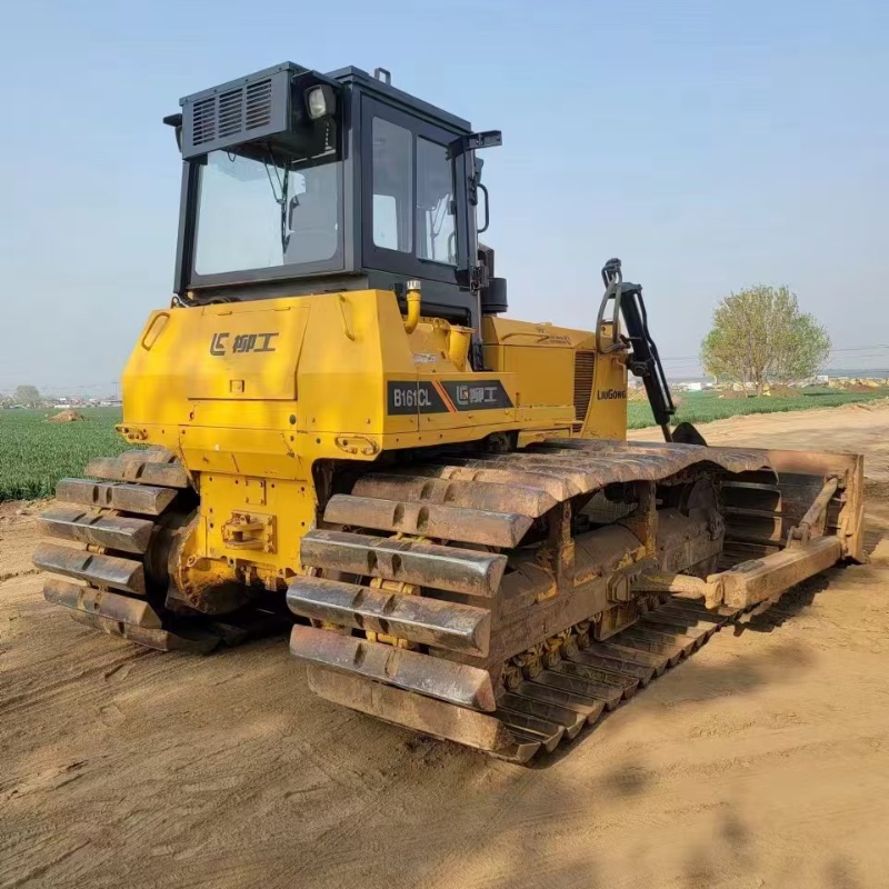 "Liu Gong B161CL: Especialista em Construção de Zonas Húmidas"