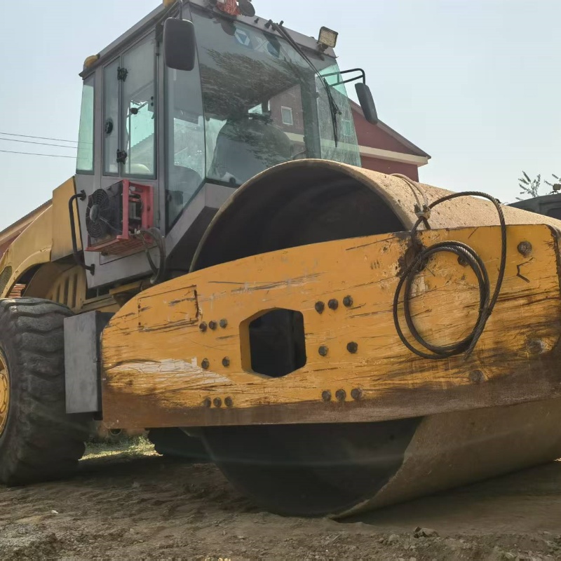 XCMG XS202J, uma potência em engenharia