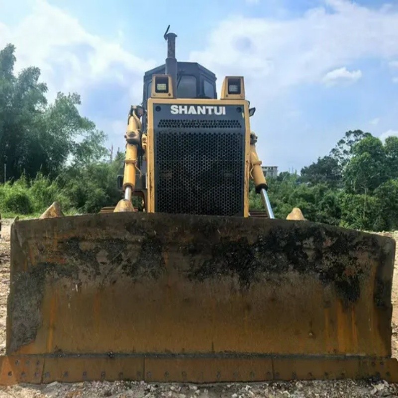Shantui Menggunakan Jentolak Kuasa Gerak Bumi Boleh Dipercayai