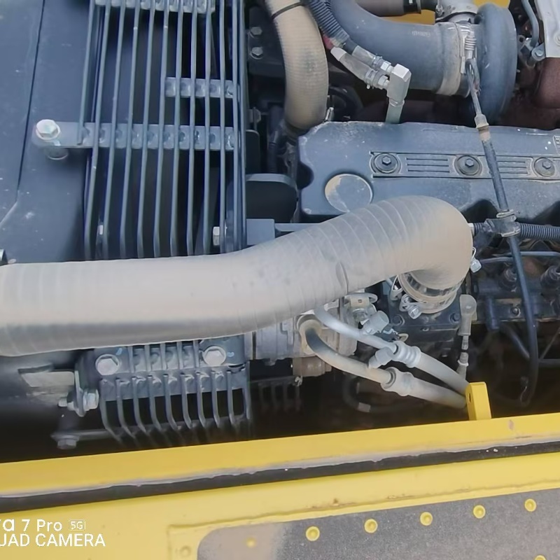 Jengkaut Terpakai Komatsu