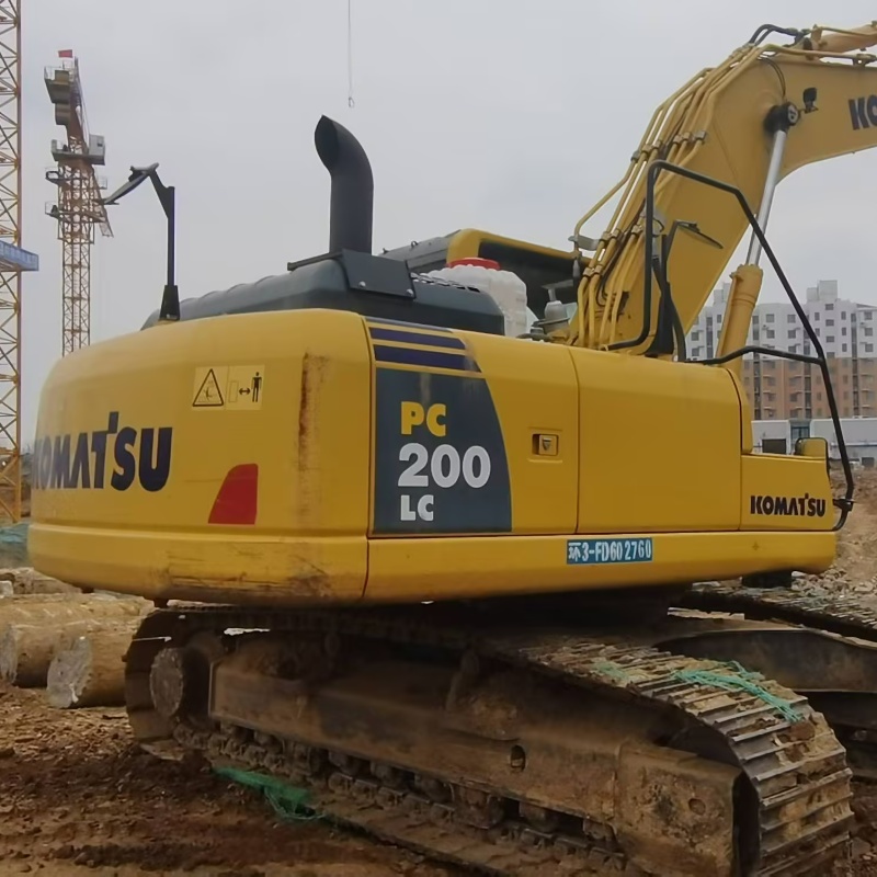 Jengkaut Terpakai Komatsu
