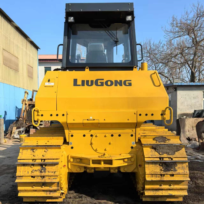 De nieuwe auto uit 2023 werd slechts 15 uur gebruikt