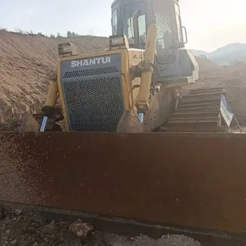 Gebrauchter Shantui SD16 Bulldozer