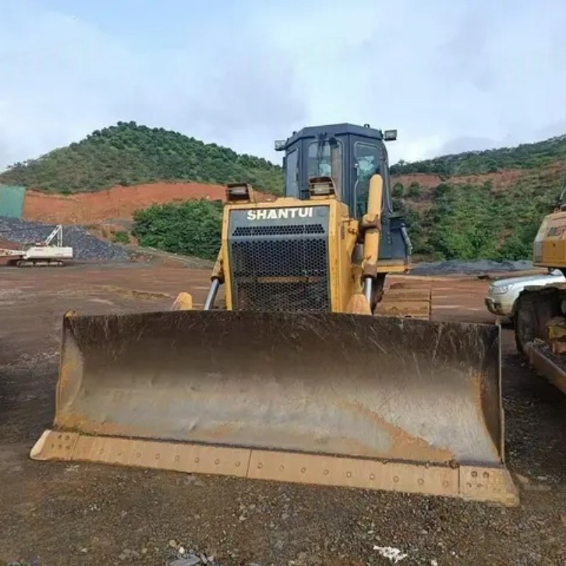 Dozer Shantui SD16T 2014: Maquinaria de movimiento de tierras de primera calidad