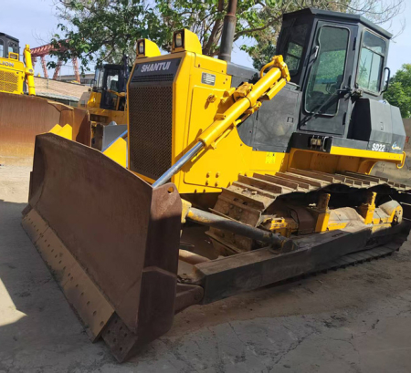 Gebrauchte Bulldozer