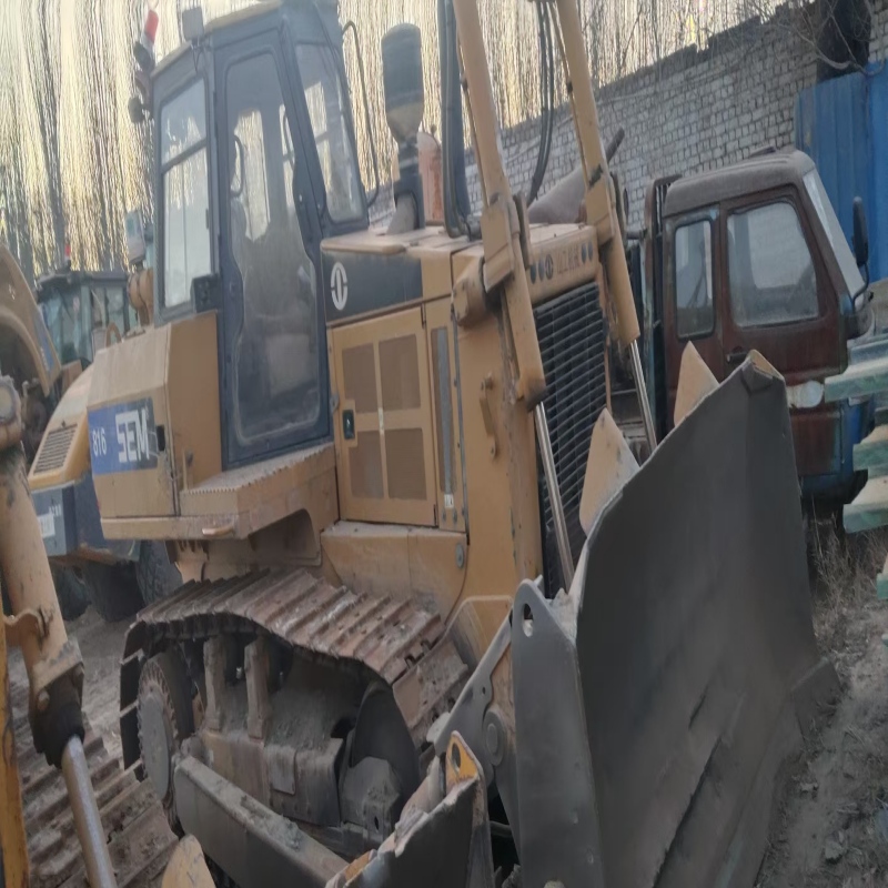 Bulldozer SEM16 usado, modelo National II Emission 2014