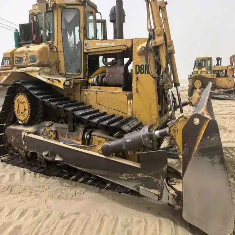 1990 Caterpillar D8R Dozer – Africa-Proven Heavy Lifter