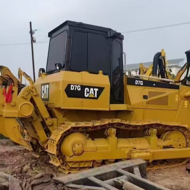 Trator de rastos Caterpillar D7G usado: uma escolha fiável