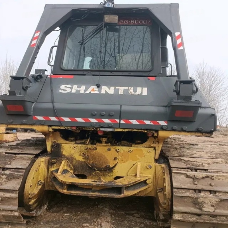 Shantui Dozers Farm acessível em Clearing Road