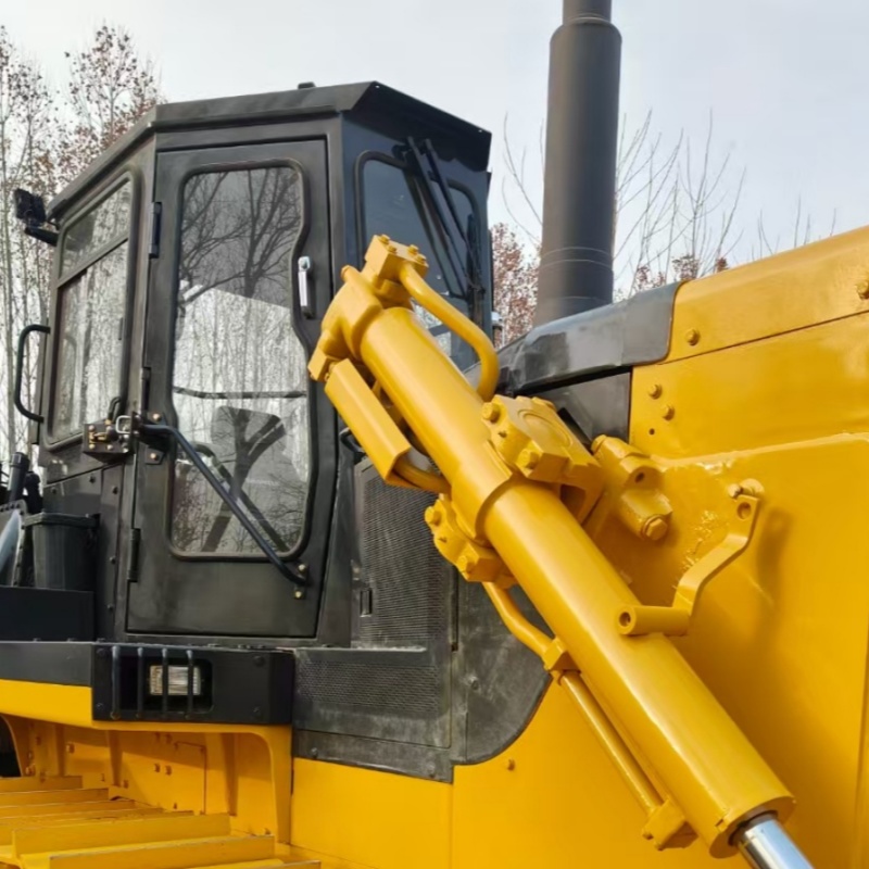 Trator de rastos Shantui 220 usado renovado para nigerianos