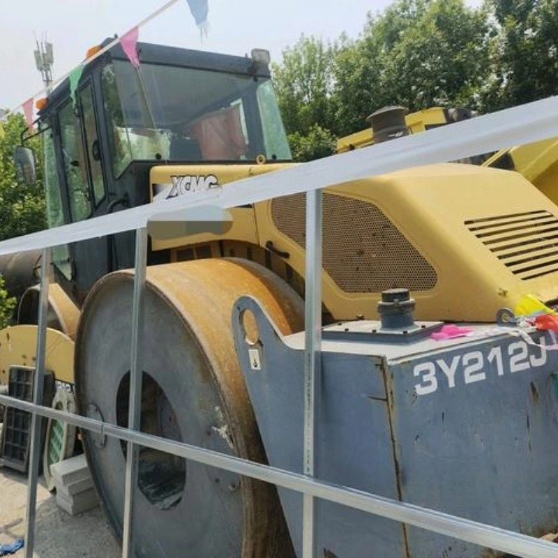 Rodillo compactador XCMG 3Y212J de segunda mano
