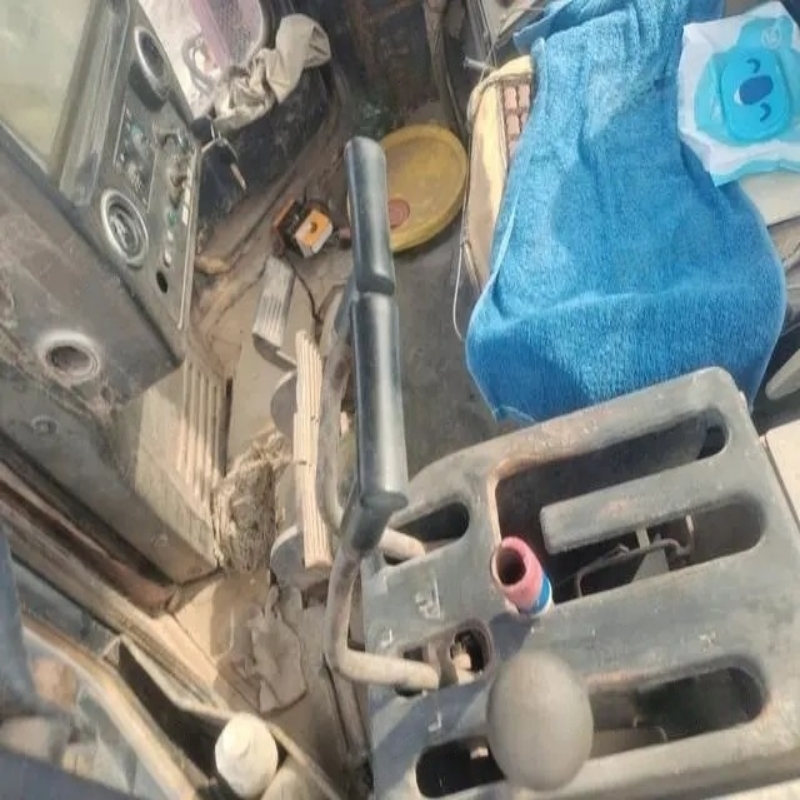 Sedia Perlombongan Shantui SD32 Jam Rendah