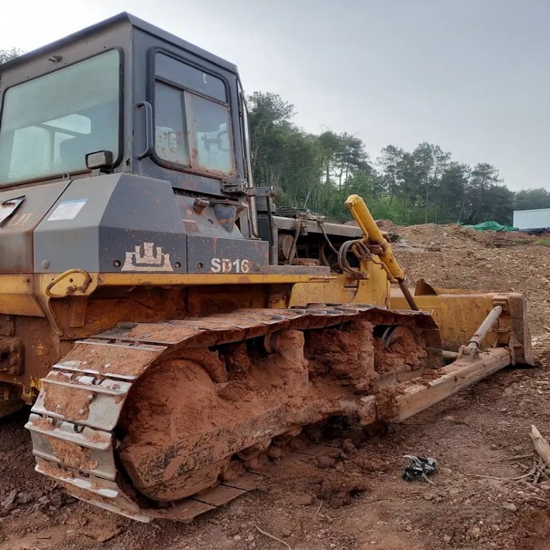 Modelo 2010 da escavadora Shantui SD16