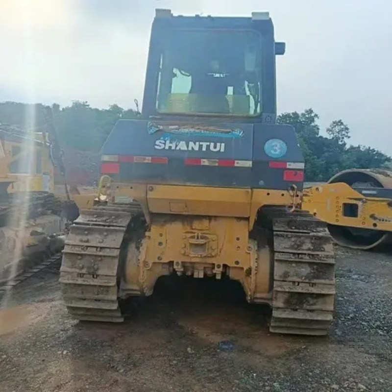 Dozer Shantui SD16T 2014: Maquinaria de movimiento de tierras de primera calidad